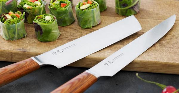 Få knivsett med kokkekniv og fileteringskniv i japansk stil - verdt 429 kroner