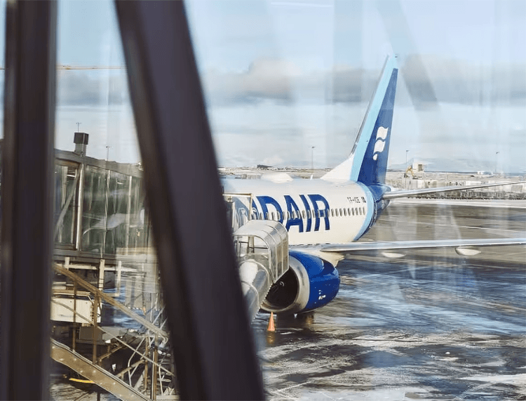 Vinn gavekort på 5 000 kroner fra Icelandair