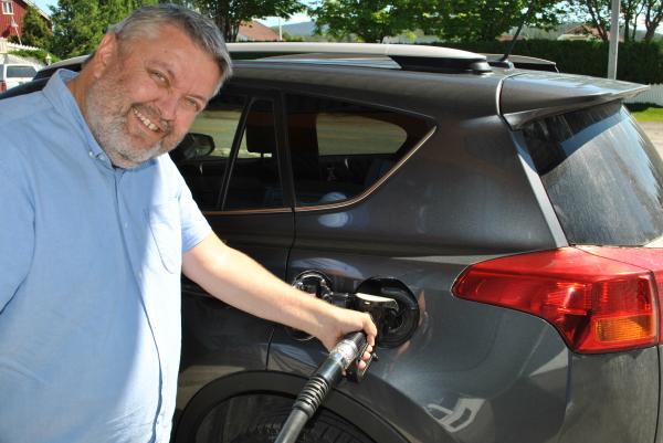 Rekorddyr bensin og diesel: Slik betaler du minst mulig for drivstoff høsten 2018
