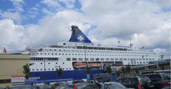 P4 fyller 25 år og DFDS selger cruise Oslo-København fra 25 kr per person