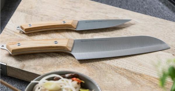 Få Sukiyaki knivsett med to kniver i velkomstgave