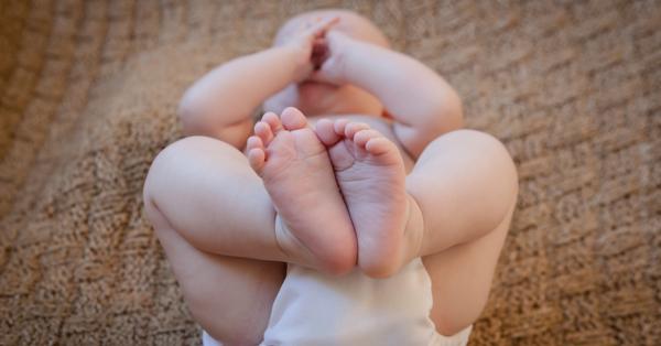 Venter du baby? Sjekk disse babypakkene og smarte gavene du kan få gratis